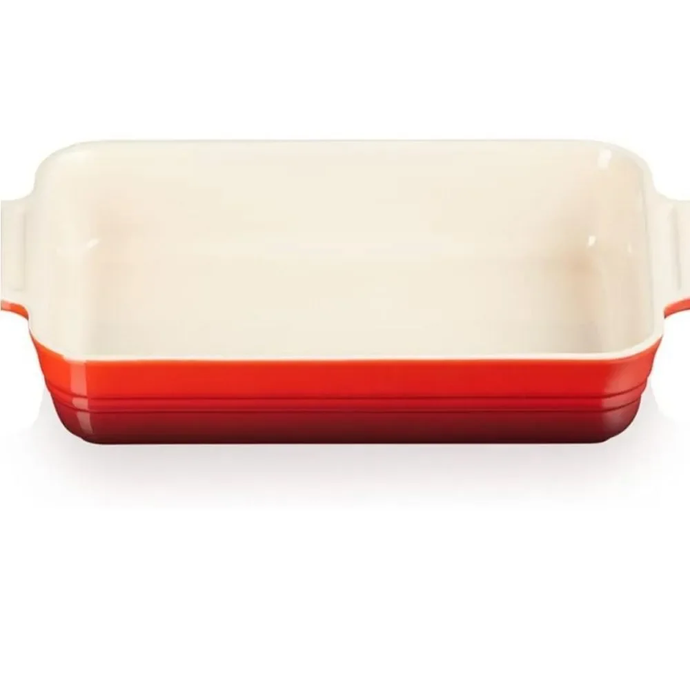 Le Creuset 32cm Rectangular‎ Baking Dish- Carmin